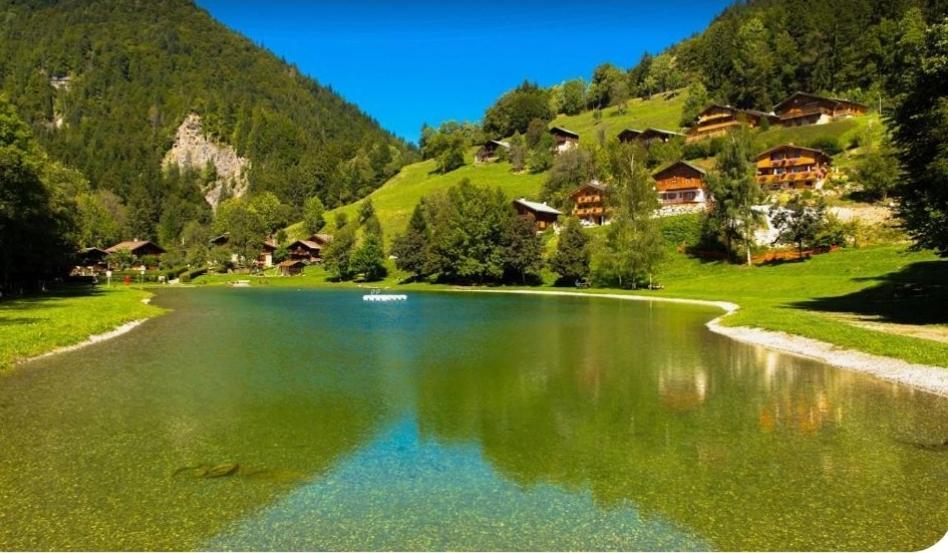 Le Gite Du Val Флюме Экстерьер фото
